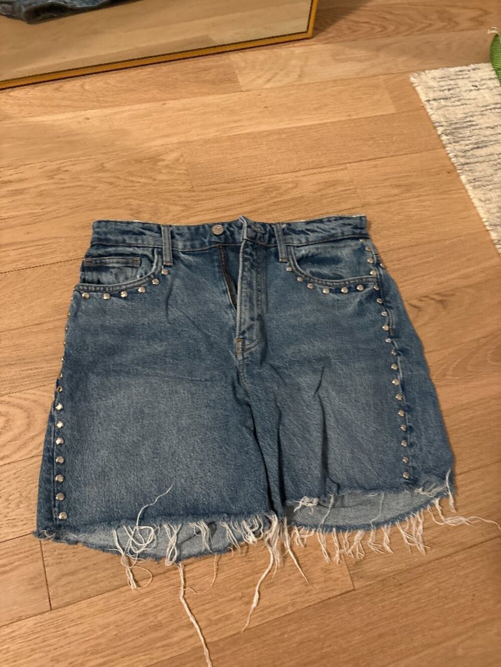 Reformation Women's Raye Relaxed Cutoff Shorts Chesapeake Studded Size 26